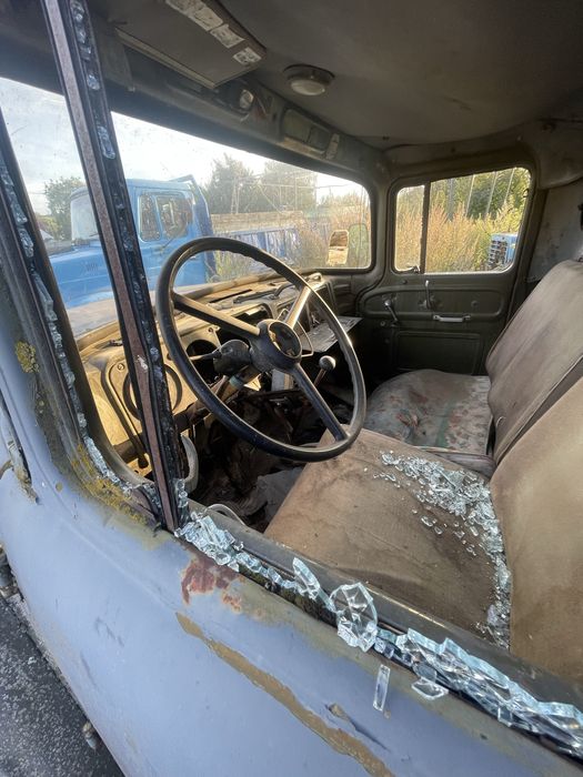 ЗИЛ 130 газ бенз на запчастини або цілим