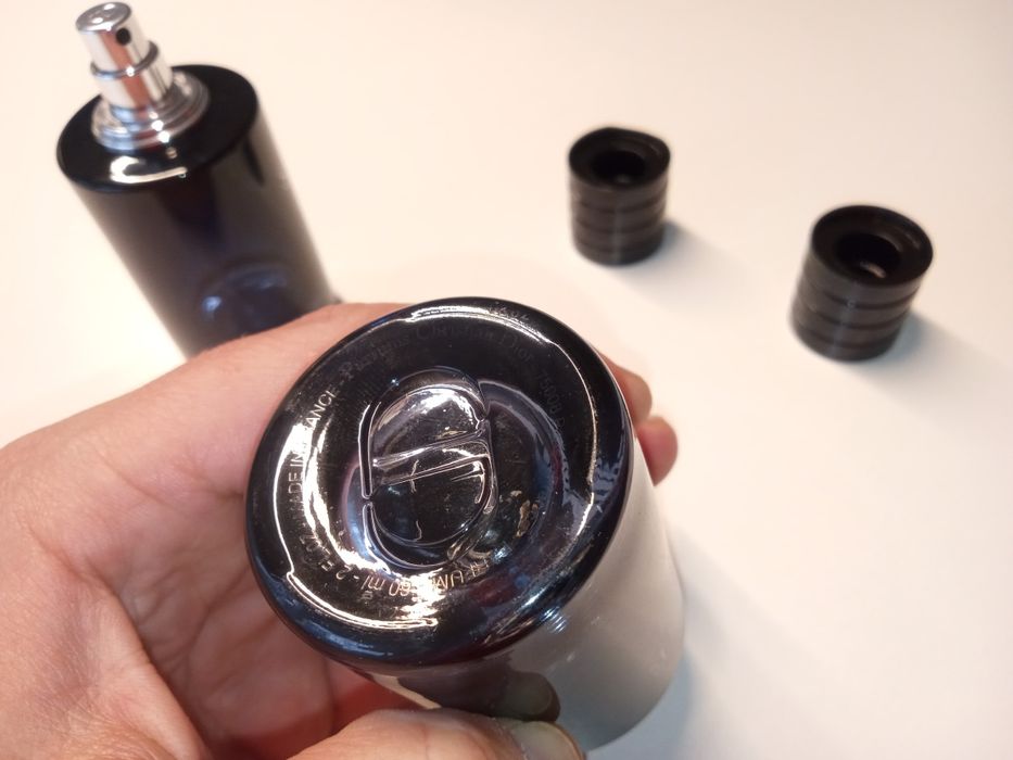 Dior sauvage perfum parfum pusta butelka flokon