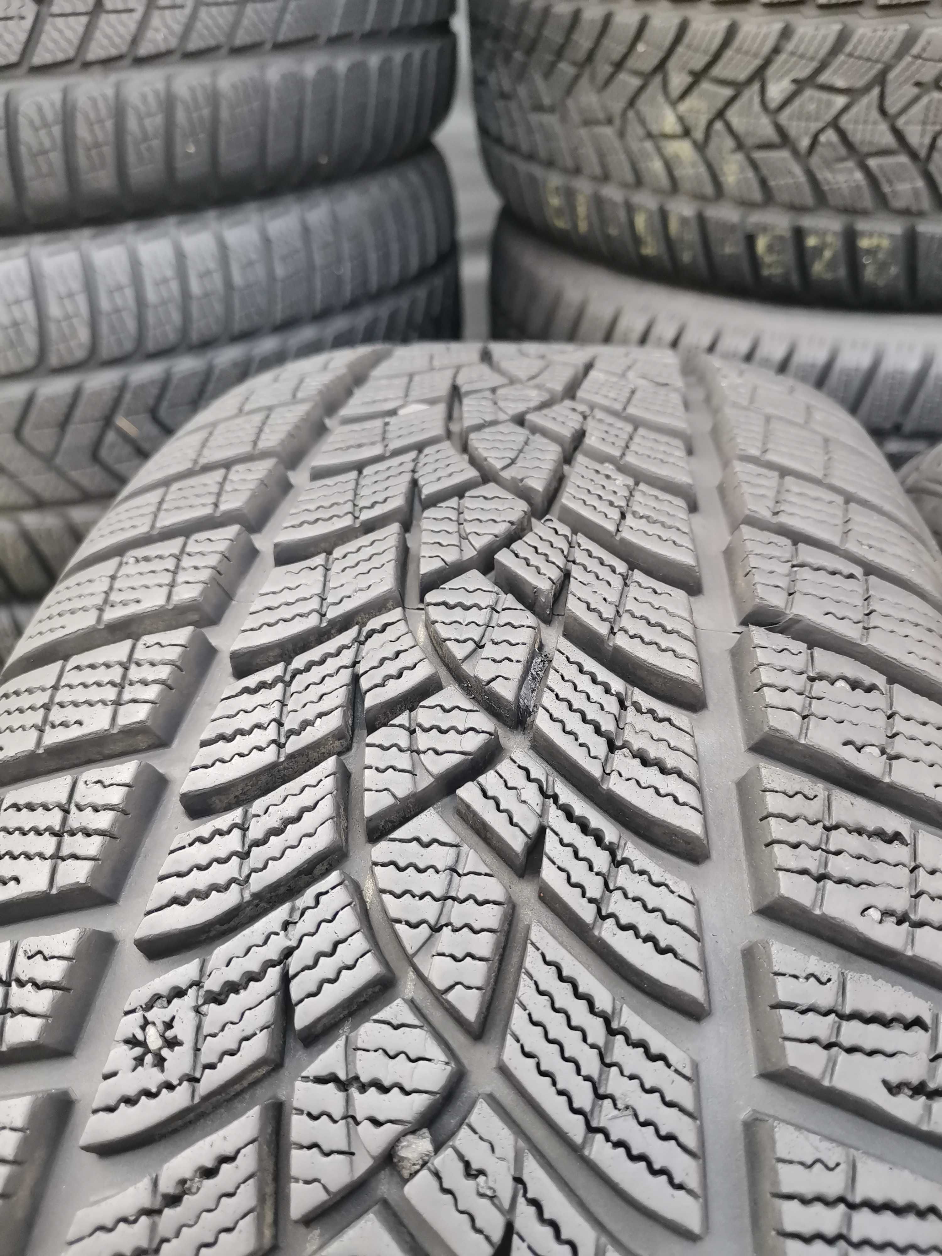 zima Goodyear 225/50/18 z 2021r 8.5mm 4szt