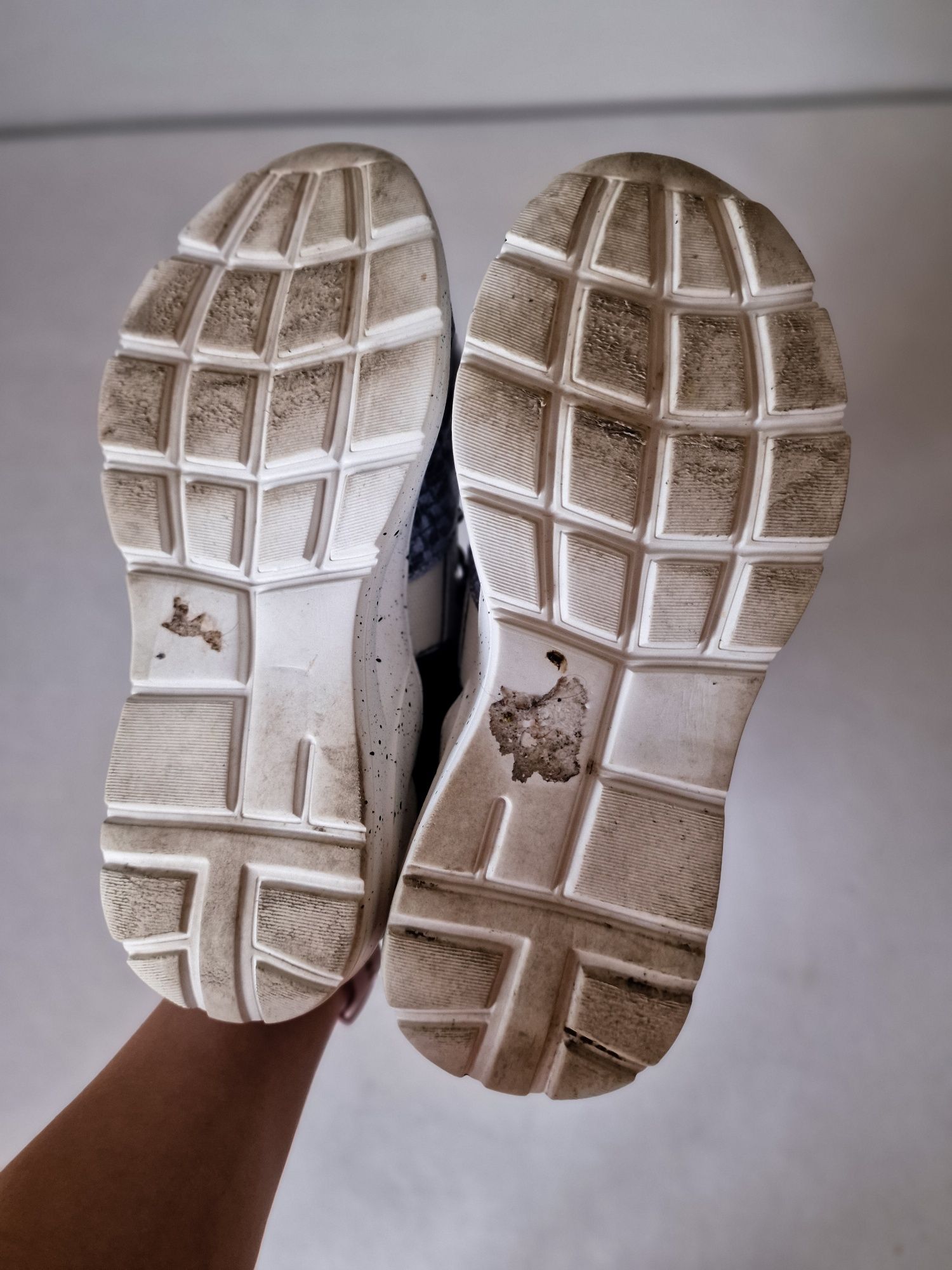 Buty sportowe ICHI 36