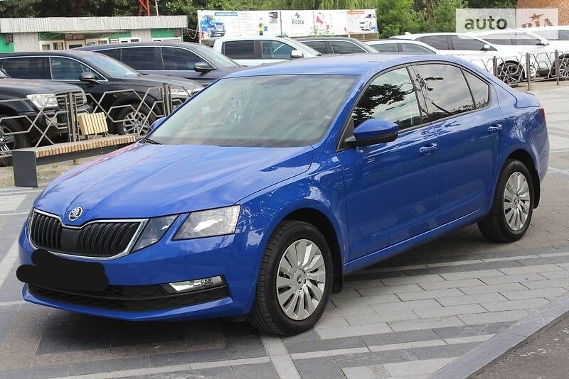 продам Skoda Octavia 2019