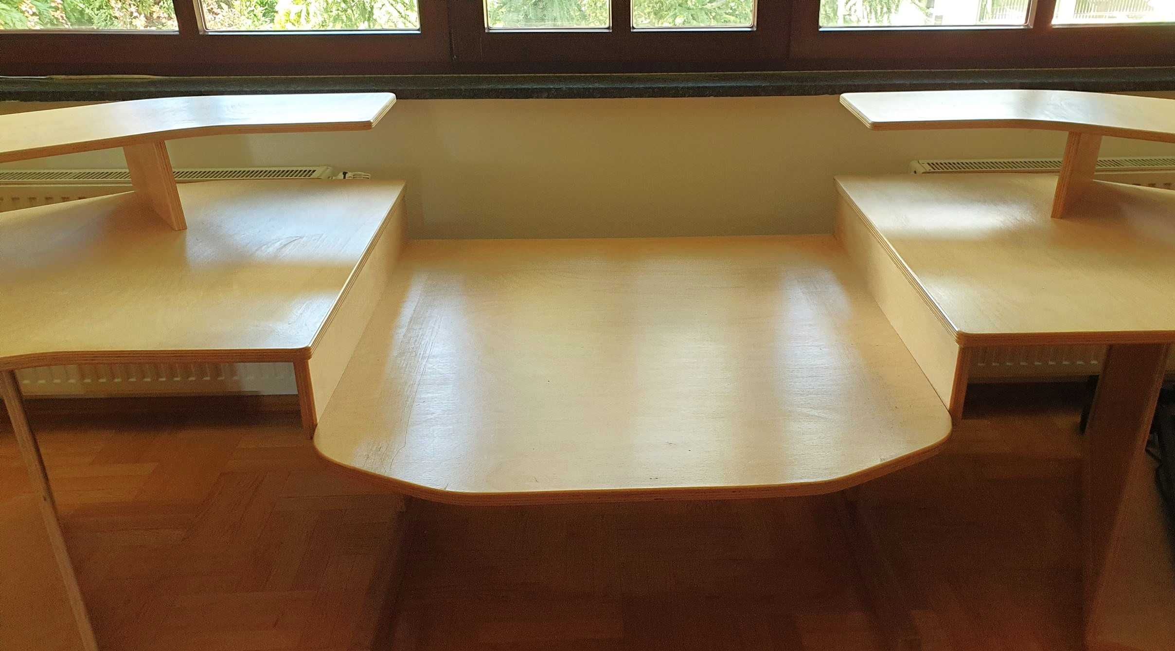 Stół do studia muzycznego, stacja nagraniowa