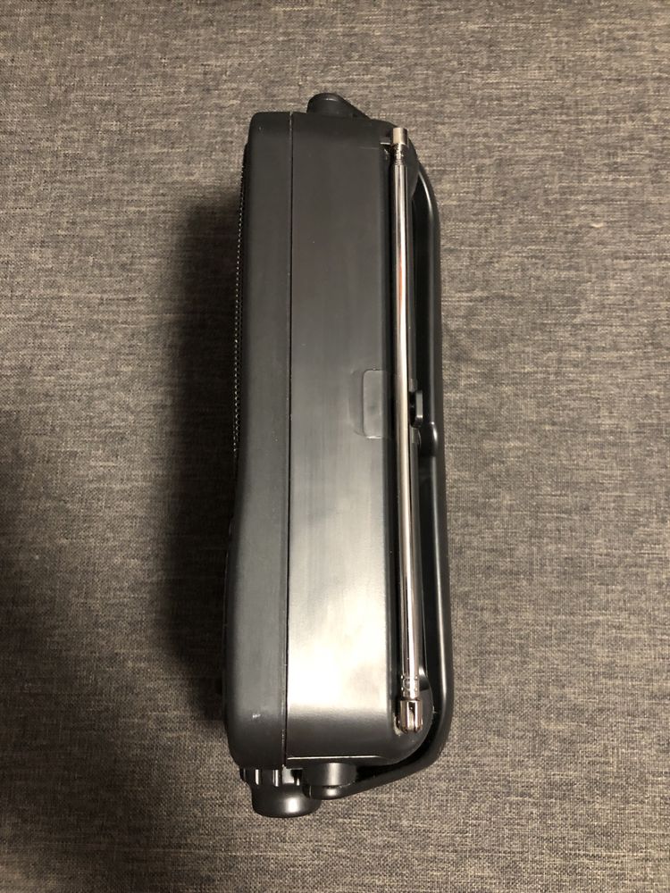 Przenośne radio Panasonic RF-2400