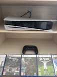 Konsola ps5 z napedem grami padem i kablem hdmi w bardzo dobrym stanie