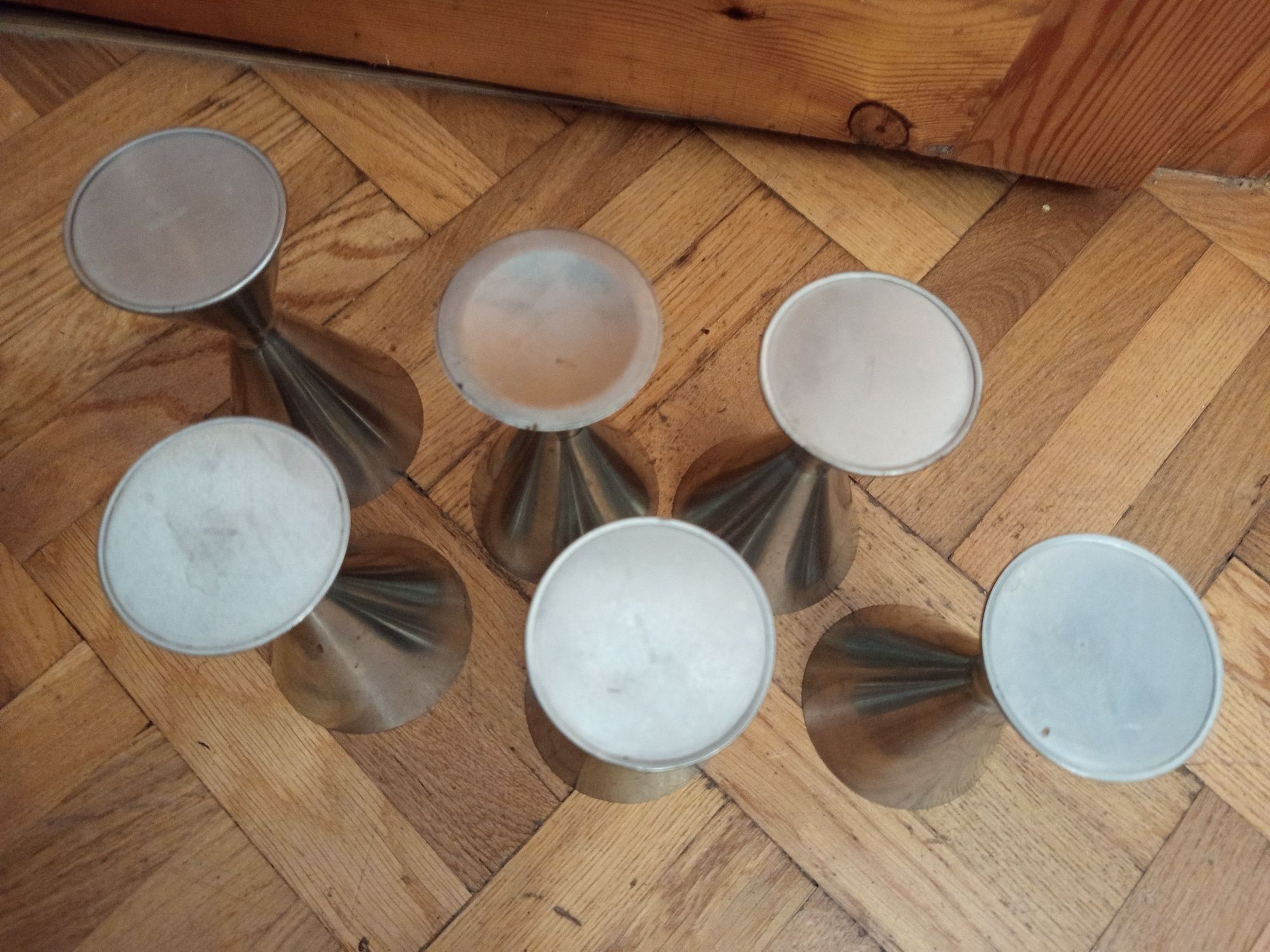 Sześć pięknych pucharów do lodów,drinków ze stali nierdzewnej z sygnat