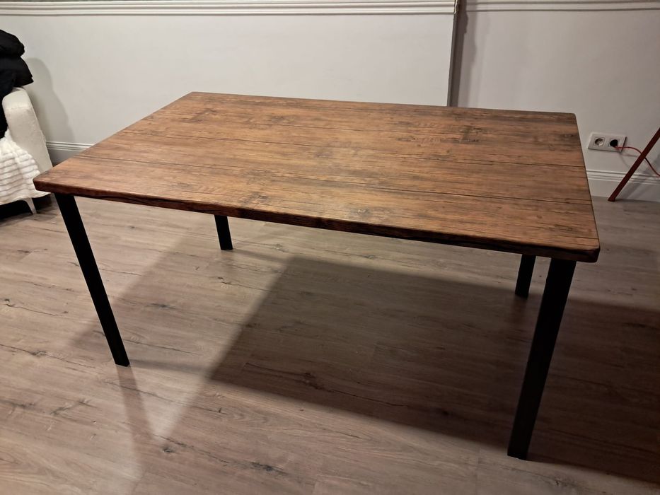 Mesa de jantar como nova