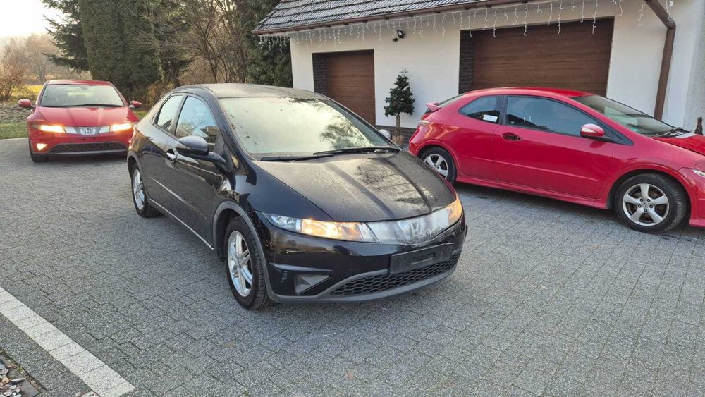 Honda Civic sprowadzony w ofercie kilka sztuk hondy