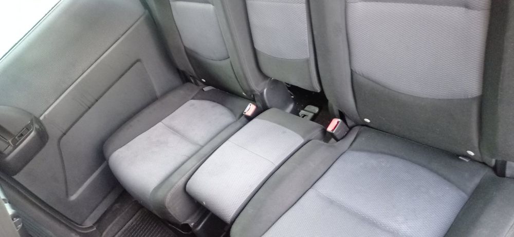 Продам авто Mazda 5