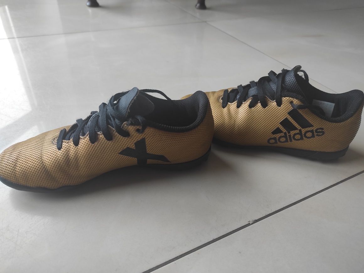Buty piłkarskie Adidas X Tango r.32
