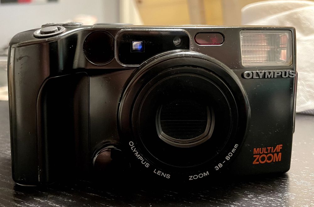 Olympus AZ200 SuperZoom 35mm