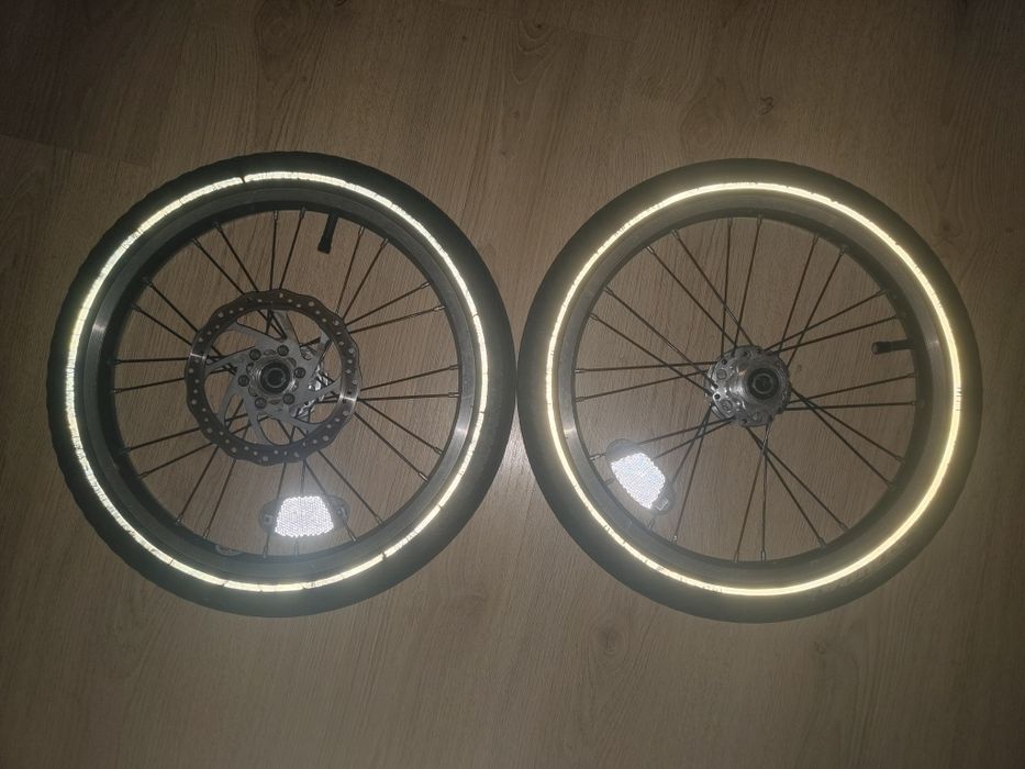 Покришки з світловідбивачем 16 дюймів велосипеда Strida