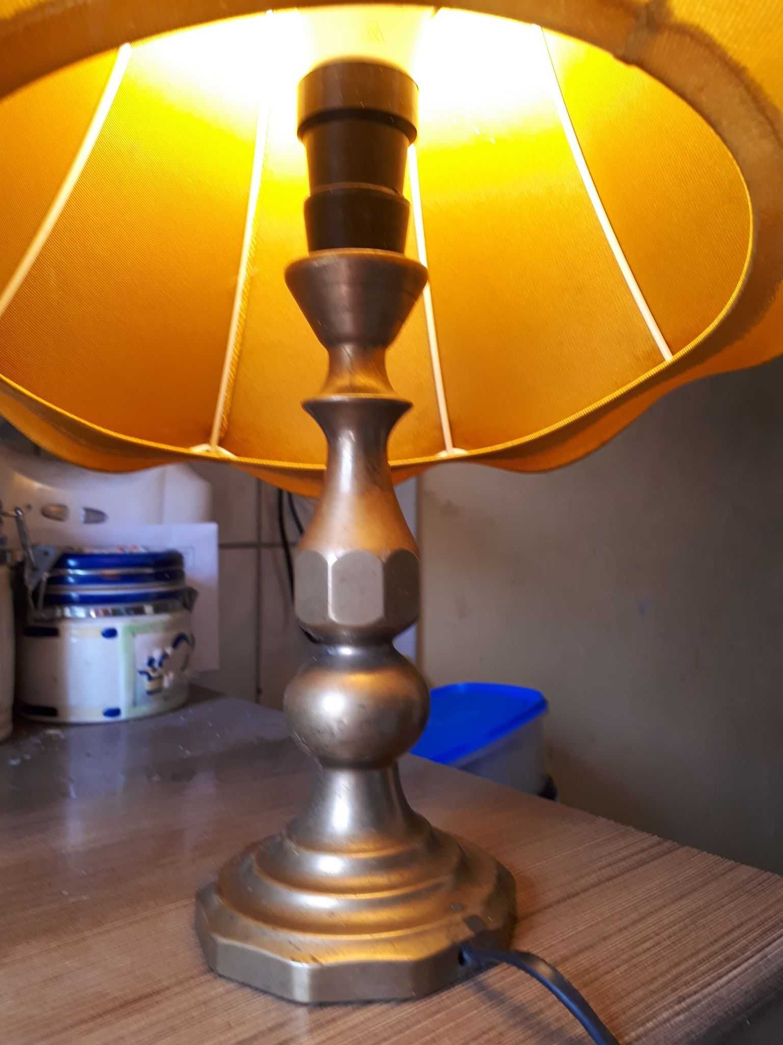 stara stylowa mosiężna lampka z abażurem - vintage