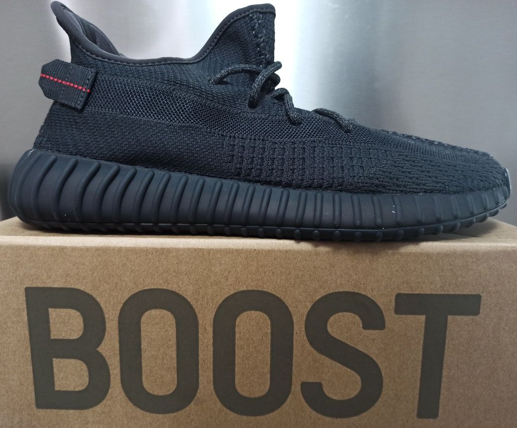 adidas Yeezy Boost 350 V2 Black (ORIGINALS)