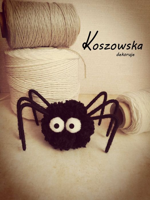 Pająk TuliTarantula 7cm pompon włóczka - Koszowska dekoruje