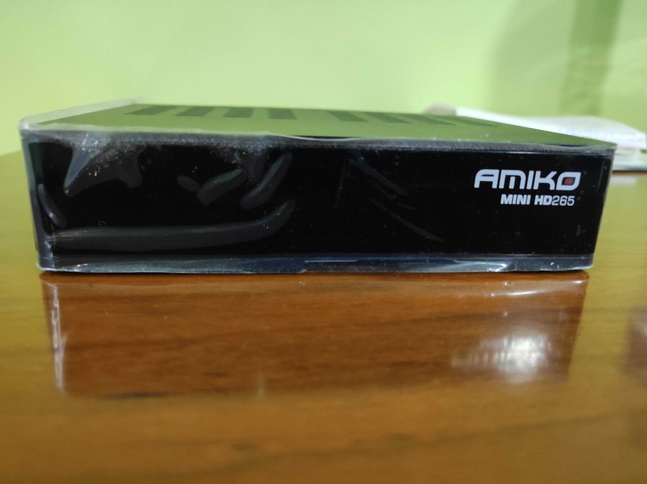 Receptor Satélite Mini Full HD Ethernet - AMIKO - COMO NOVO