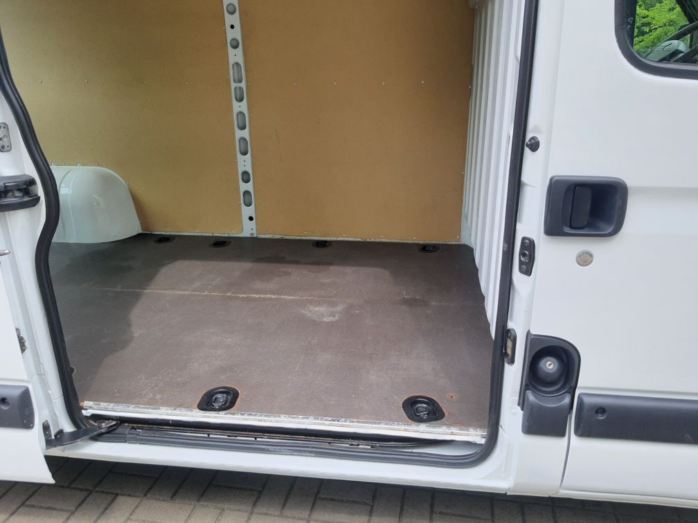 Renault Master 2.5 DCI