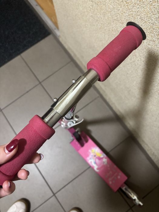 Hulajnoga dla dziewczynki