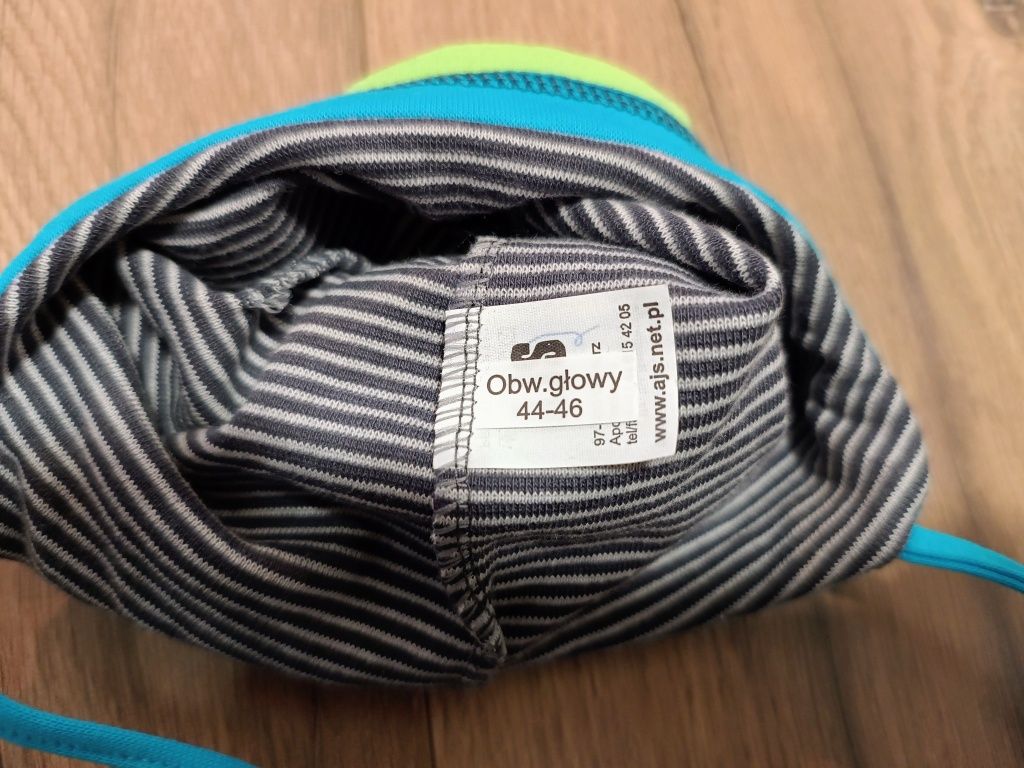 Czapeczka wiązana AJS