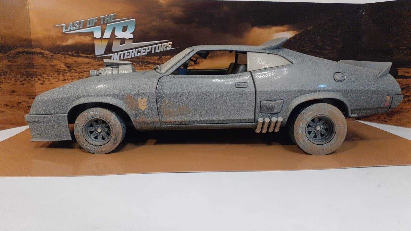 1/18 Ford Falcon Mad Max - Weathered Version - Greenlight