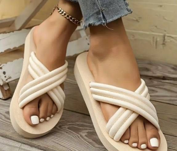 Літні тапки жіночі