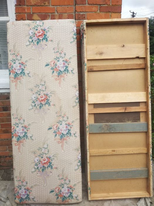 Одномісний матрац