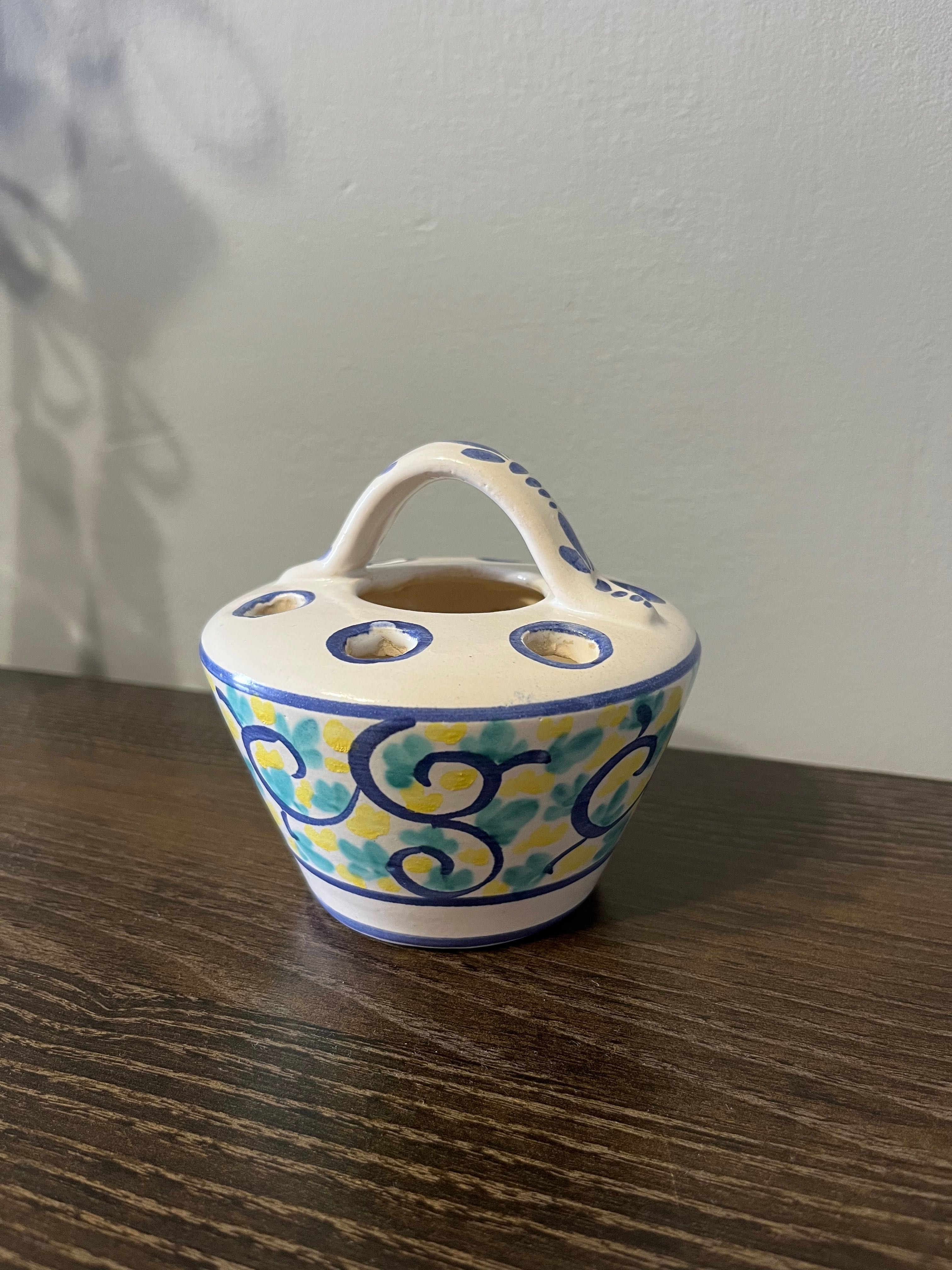 Wazonik ikebana ceramiczna