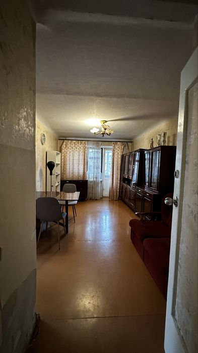 Квартира під ремонт, 3 кімнати!