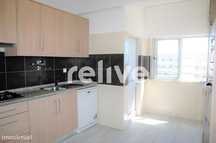 Apartamento T3 para Arrendar Av. Afonso Costa, Lisboa