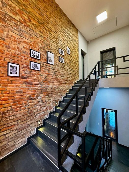 Ресторан триповерховий