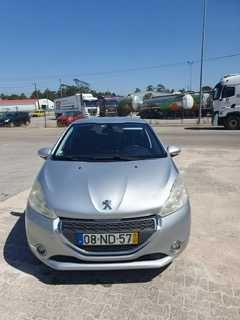 Peugeot 208 1.6 BlueHDi Style