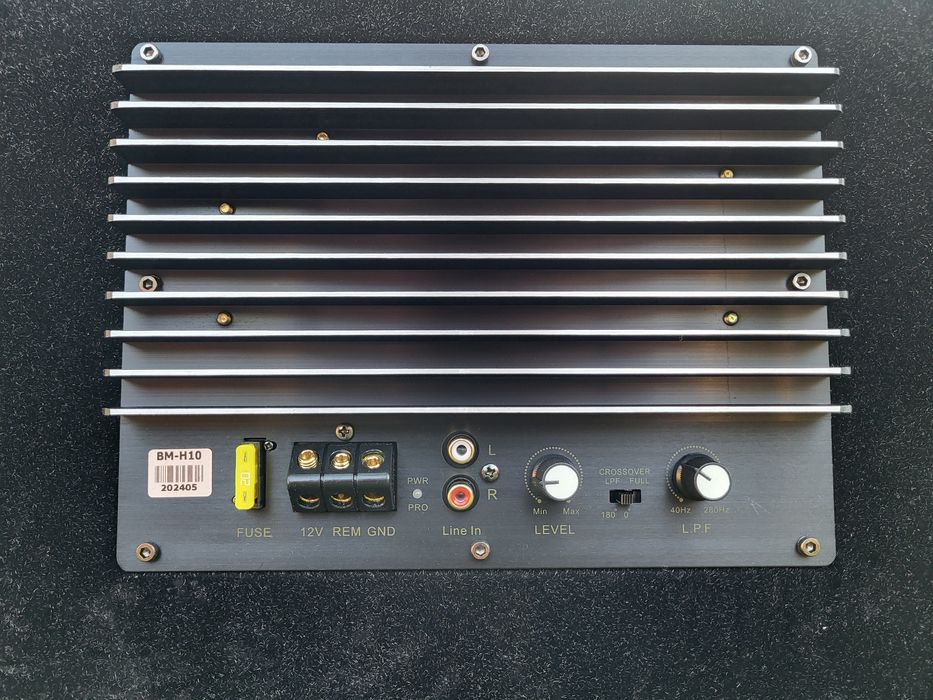 Активний Boschmann BM-H10 / сабвуфер в авто/провода в комплекті