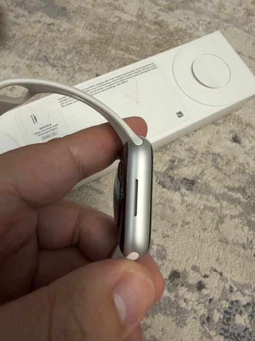 Apple Watch 8 45mm silver