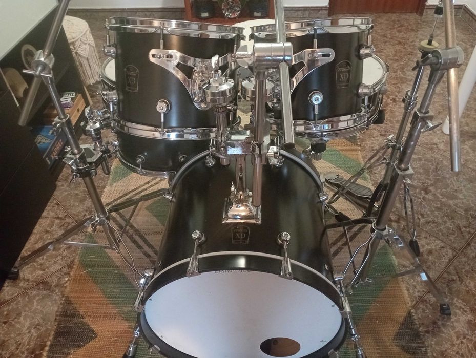 Vendo Bateria Tamburo Voyager XD completa!