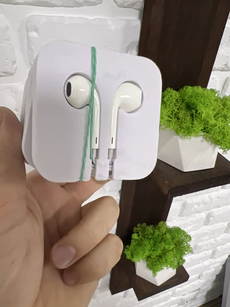 Оригінальні EarPods від iPod , 3,5ʼ, Нові!