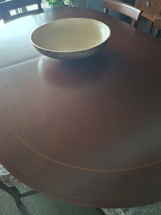 Mesa de jantar + 6 cadeiras