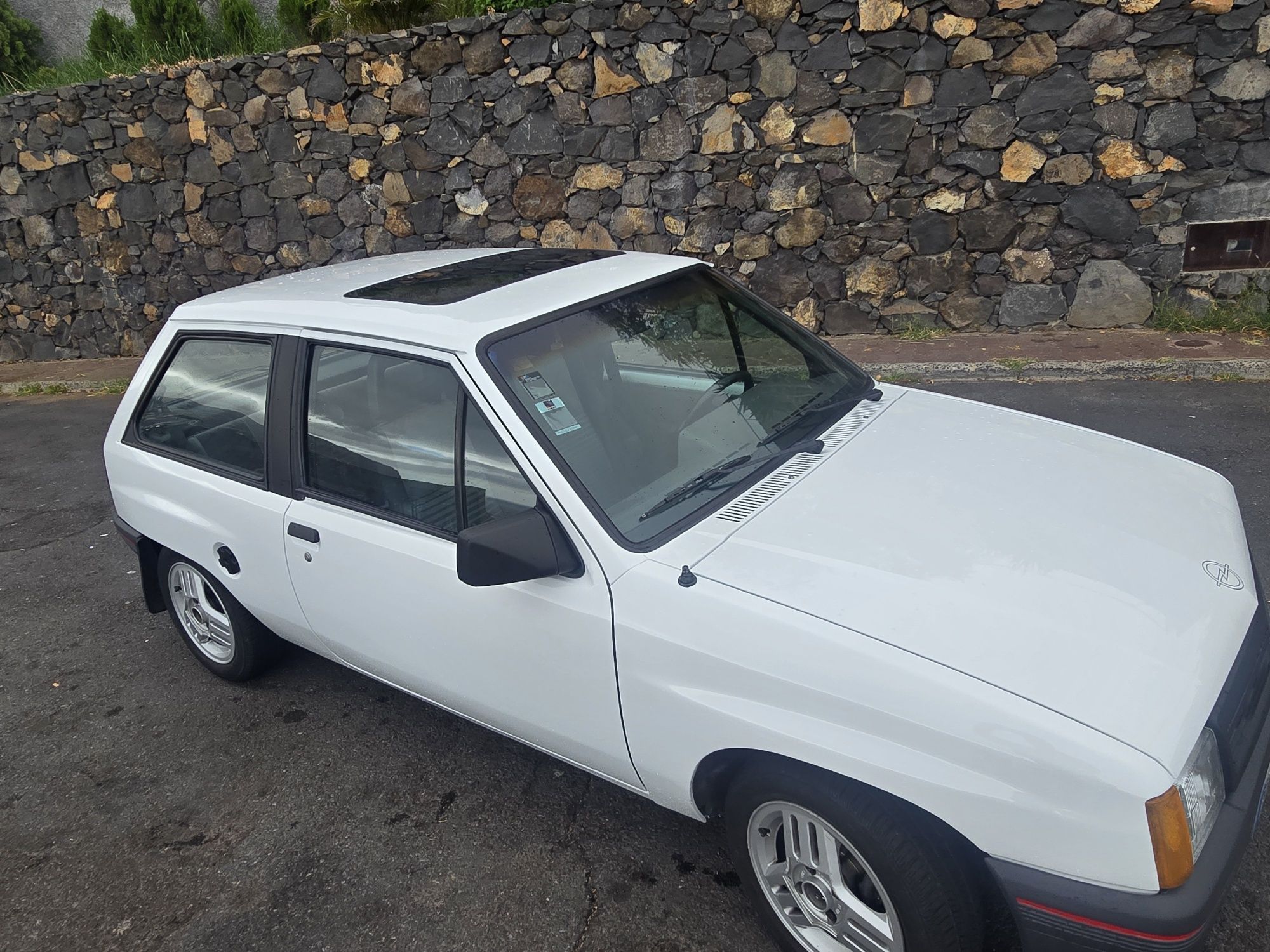 VENDO OPEL CORSA 1.4 GT