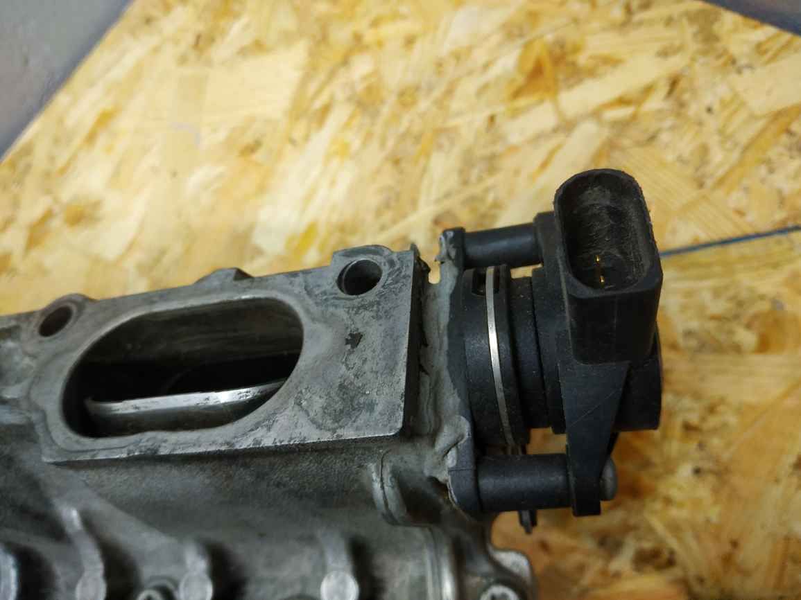 VAG Audi Q7 05-15 впускний колектор  DV3643 079133185AC