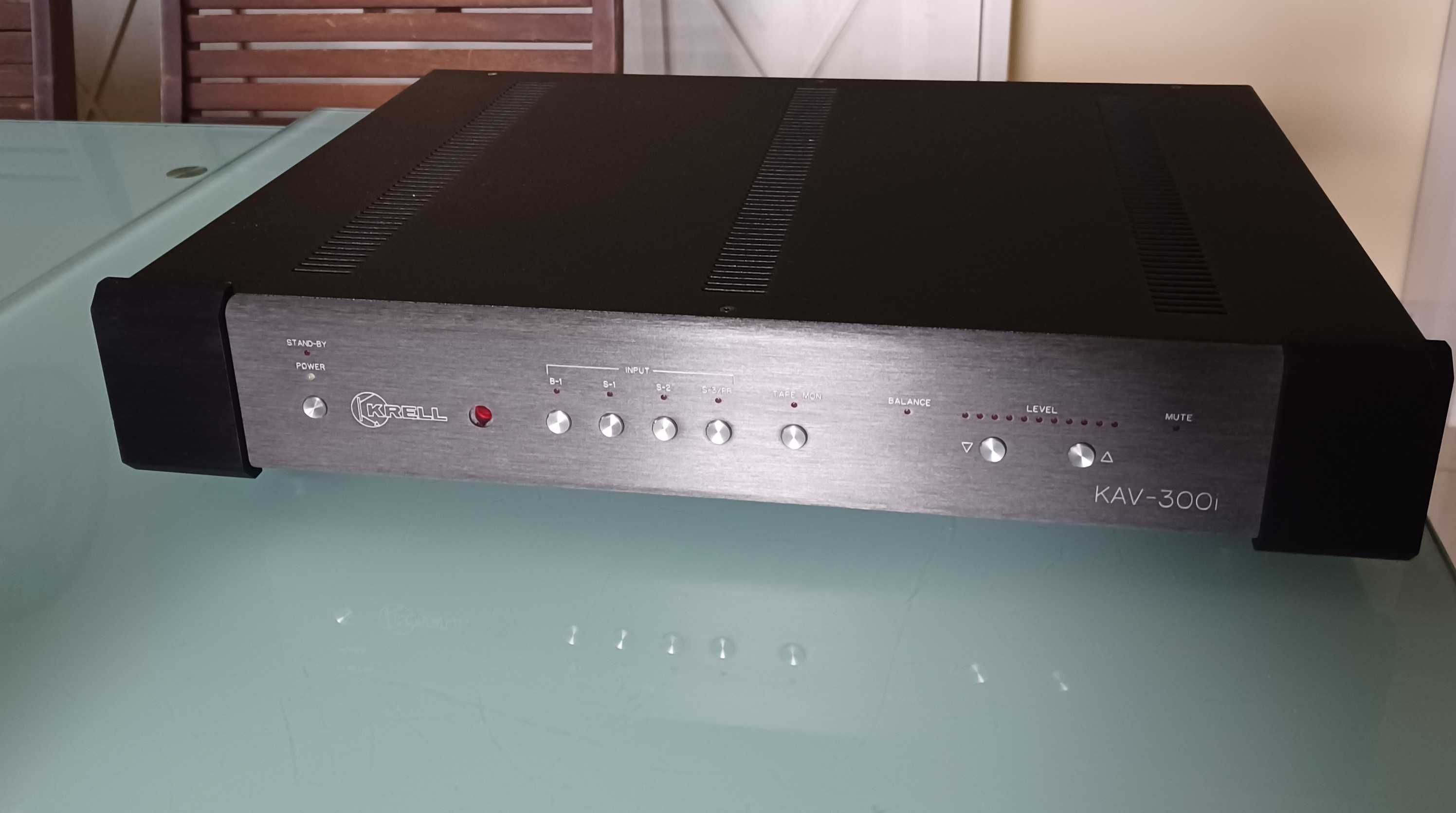 Krell kav-300i wzmacniacz.