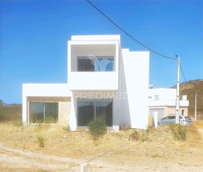 Moradia Contemporânea T3 com Vista  para o Campo - Cercados, Tavira