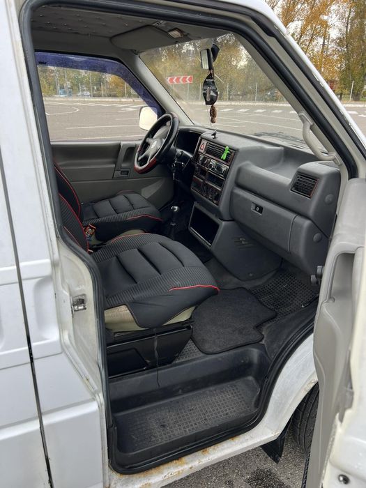 VW Transporter T4 2.5 бенз/газ ПАСАЖИР 2001 рік Довга база