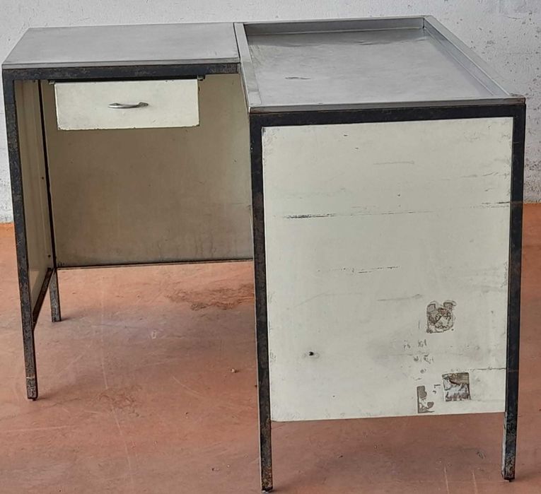 SAÍDA DE CAIXA / MESA / BANCADA DE SUPERMERCADO OU LOJA