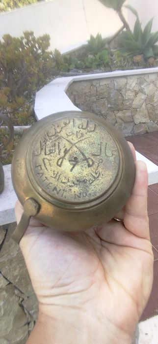 Cafeteiras Dallah latão Médio oriente