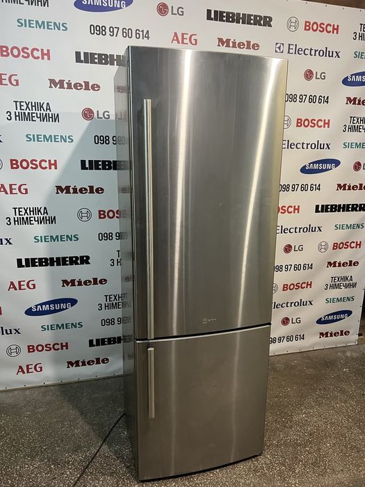 Холодильник Neff K5890X3 з Німеччини