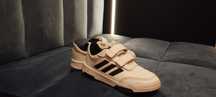 Buty sportowe chłopięce r. 27