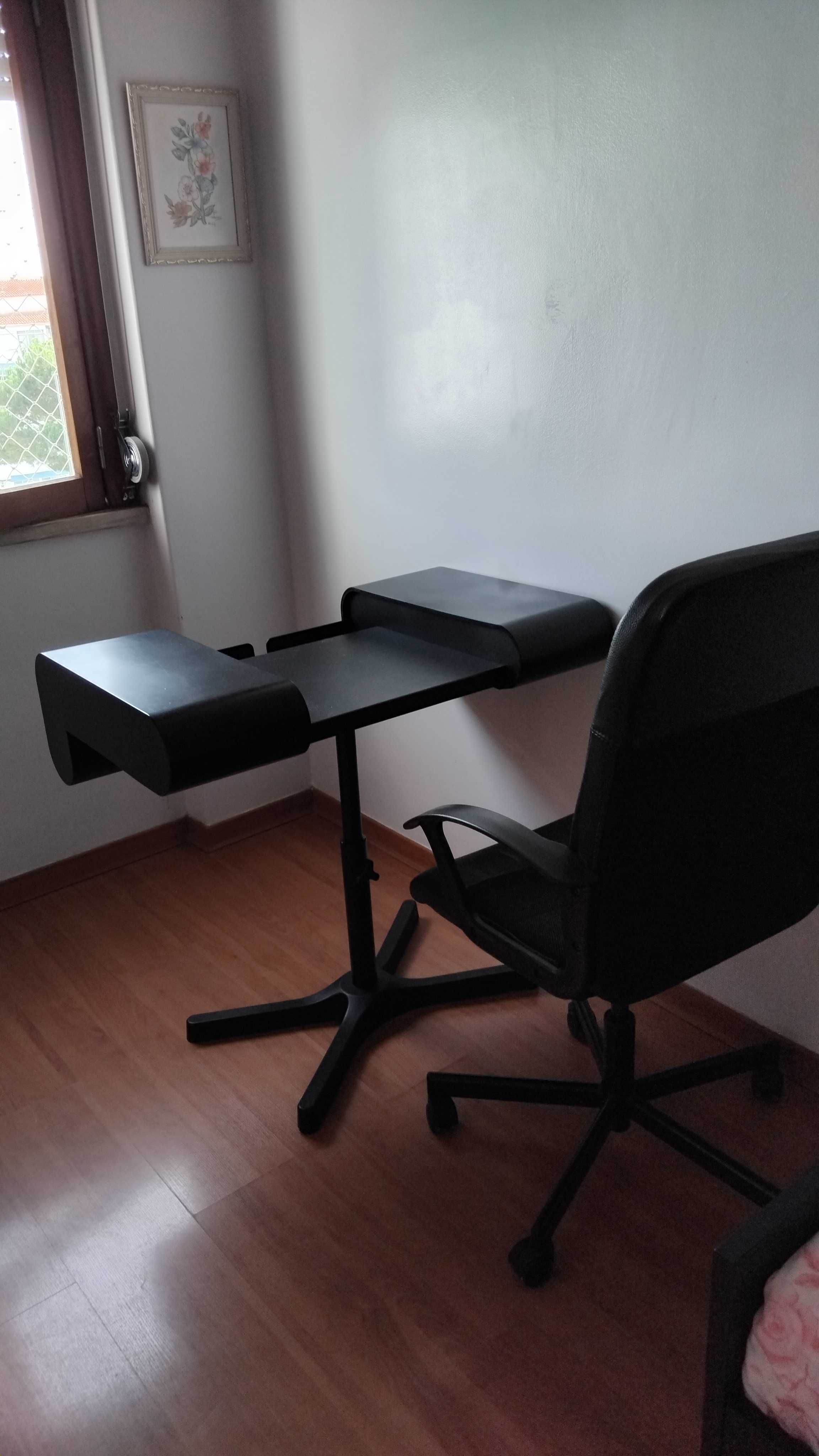 Quarto mobilado em Monte Abraão, despesas incluídas, contrato Finanças