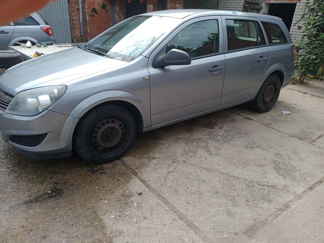Sprzedam opel astra 1.7cdti 110 km