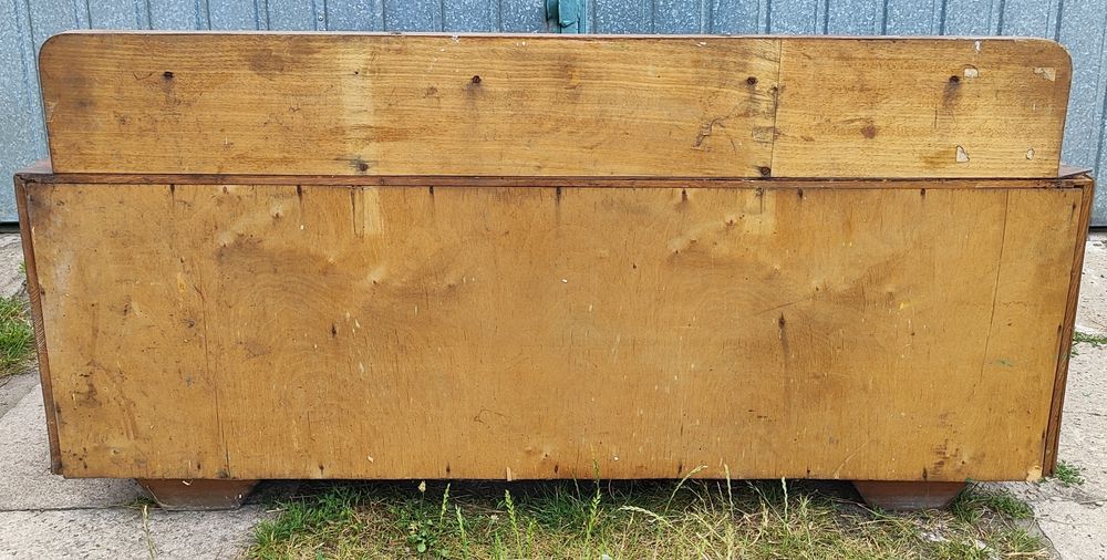 Stara drewniana toaletka regał