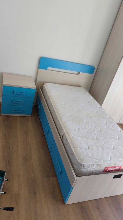 Quarto infantil/juvenil completo – marca Lourini – com muita arrumação