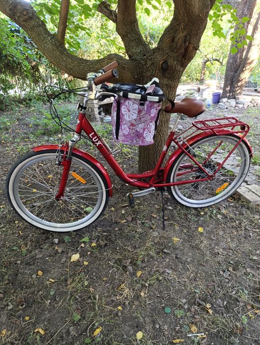 Проється майже новий велосипед,               
Модель: дорожній жіночи