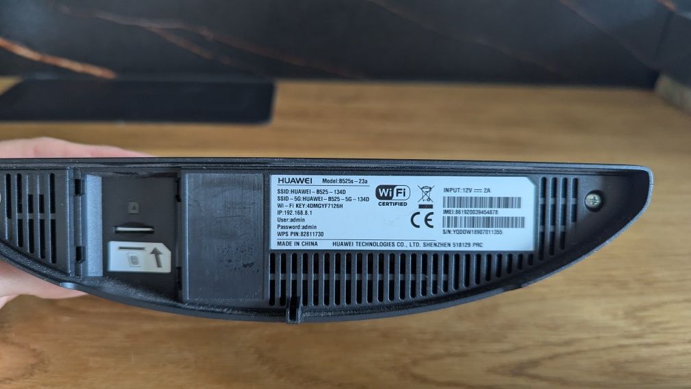 Router Huawei B525s-23a, czarny